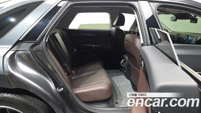 Hyundai Grandeur Grandeur (GN7) — Фото автомобиля 12