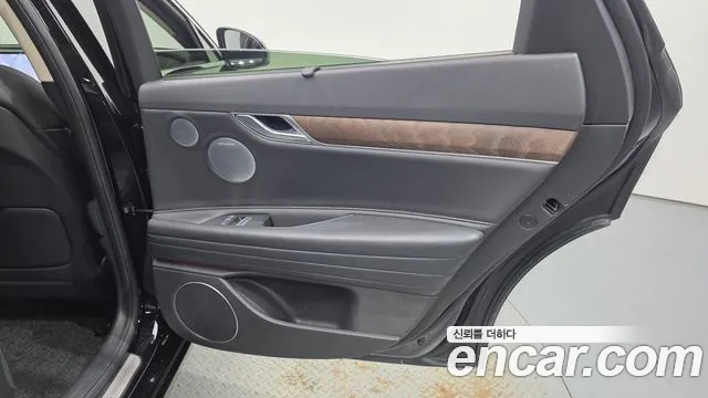 Genesis G80 RG3 — Фото автомобиля 14
