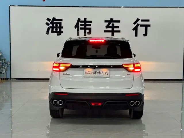 Geely Binyue — Фото автомобиля 10