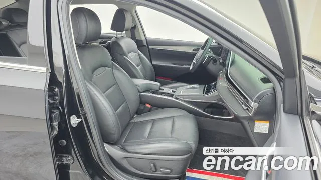 Hyundai Grandeur (New) Hybrid — Фото автомобиля 11