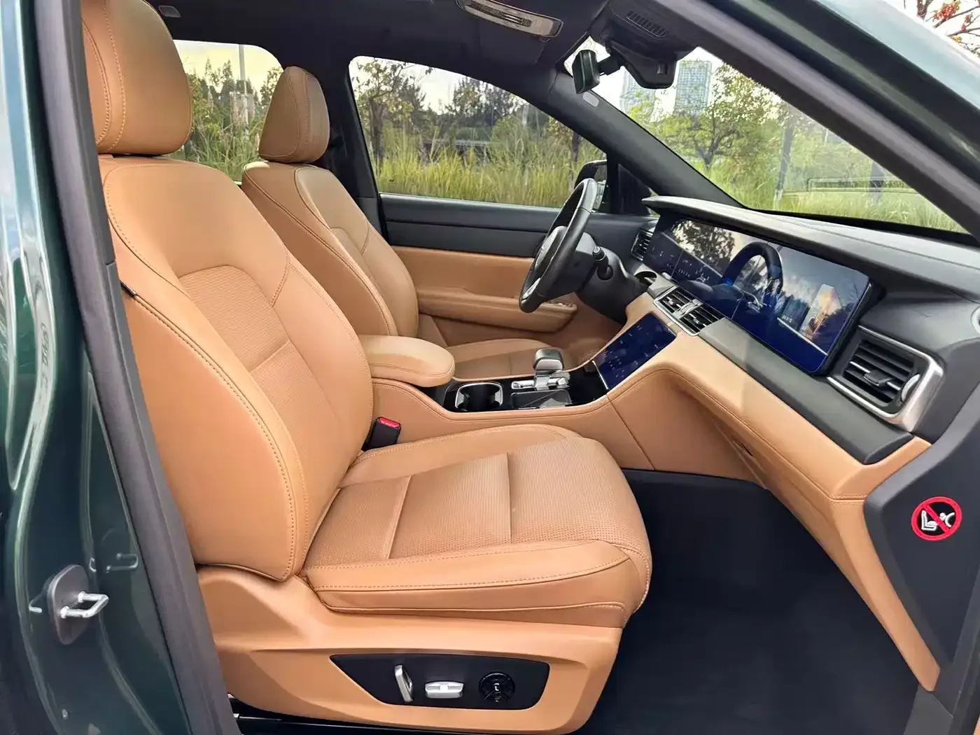 Li Auto Li ONE 2021 Extended Range 6-Seater — Фото автомобиля 26
