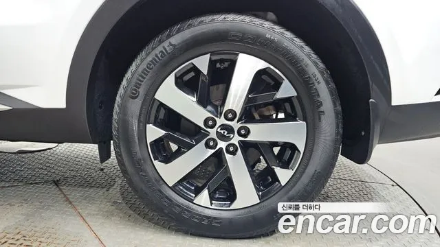 Kia Sorento Sorento 4-е поколение Бензин 2.5T 2WD — Фото автомобиля 21