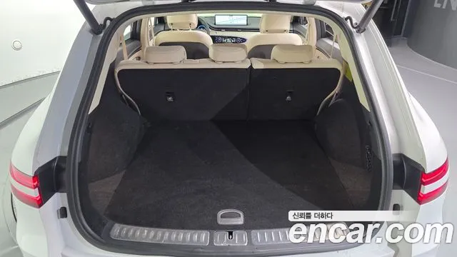 Genesis GV70 — Фото автомобиля 20