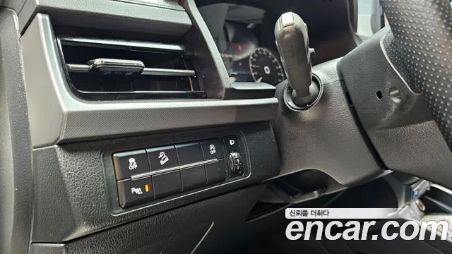 KG_Mobility_Ssangyong Rexton Новый Rexton Sport Khan Дизель 2.2 4WD — Фото автомобиля 30