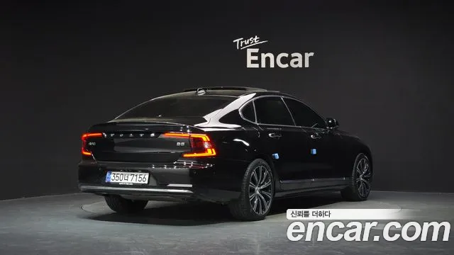 Вольво S90 — Фото автомобиля 2