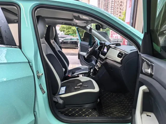 Volkswagen Tharu — Фото автомобиля 14