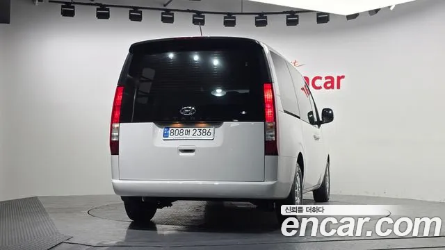 Hyundai Staria Staria Карго 5 мест — Фото автомобиля 4
