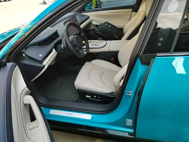 Xiaomi SU7 — Фото автомобиля 14