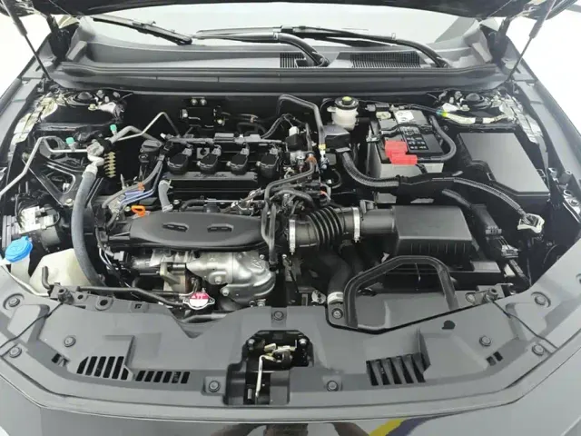 Honda Accord — Фото автомобиля 10