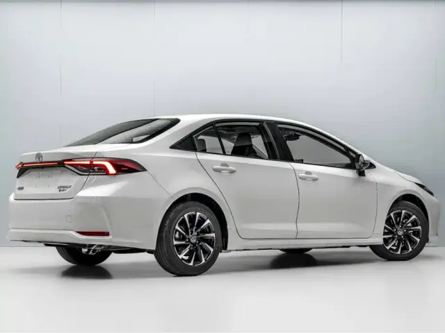 Toyota Corolla — Фото автомобиля 5