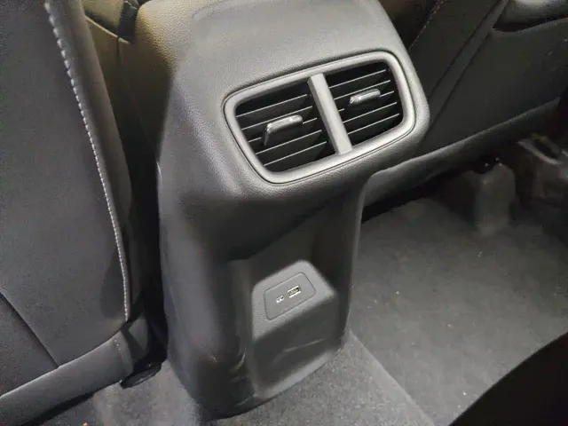 Buick Envision S — Фото автомобиля 24