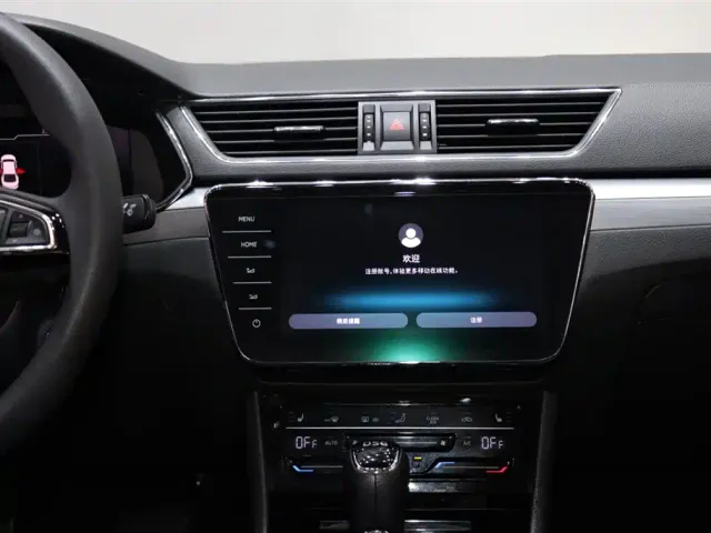 Skoda Superb — Фото автомобиля 14