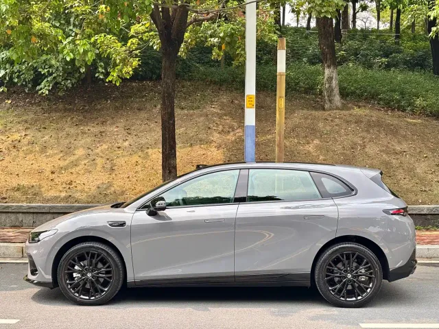 Leapmotor Lafa 5 — Фото автомобиля 6