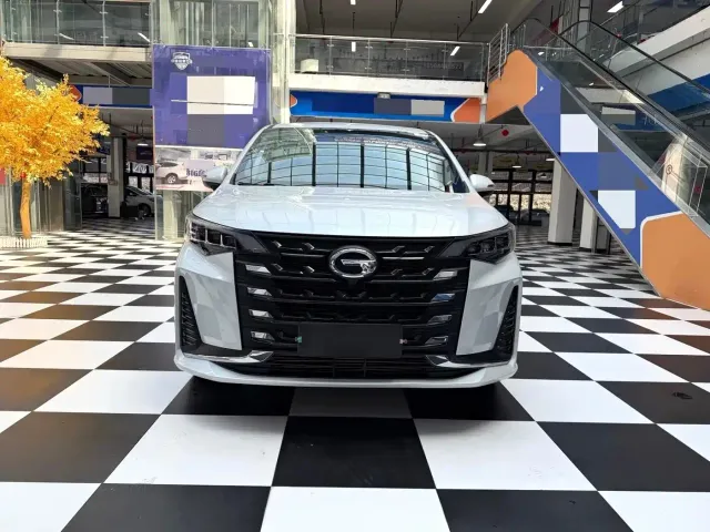 GAC Trumpchi M6 — Фото автомобиля 2