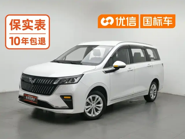 Фотография автомобиля — Wuling Jiachen