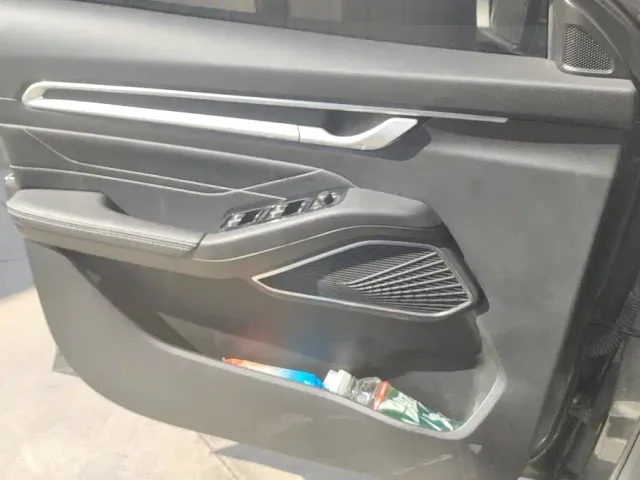Geely Emgrand — Фото автомобиля 7