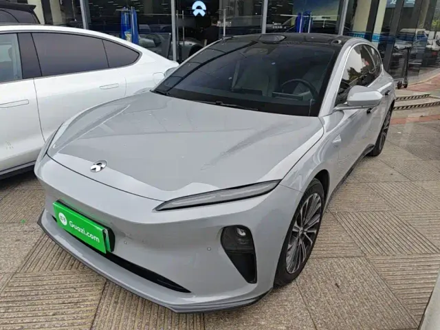 Фотография автомобиля — Nio ET5 Touring