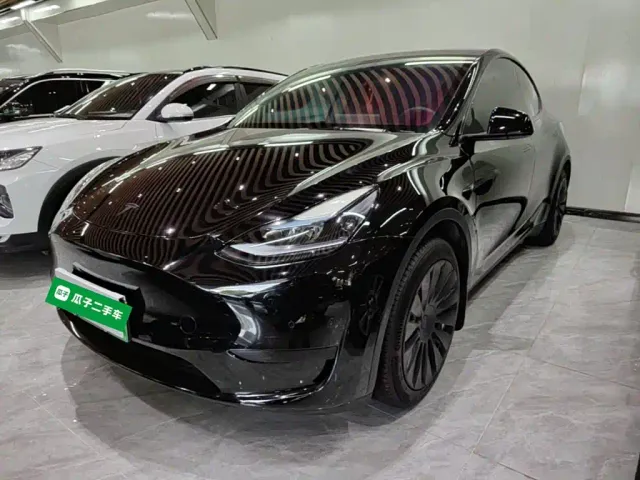 Фотография автомобиля — Tesla Model Y