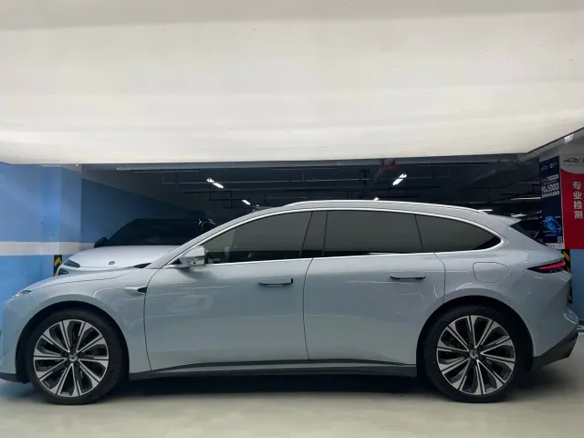 Nio ET5 Touring — Фото автомобиля 5