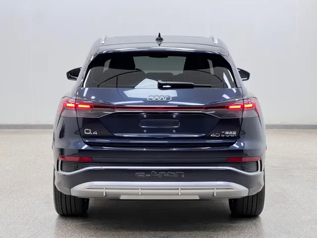 Audi Q4 e-tron — Фото автомобиля 5