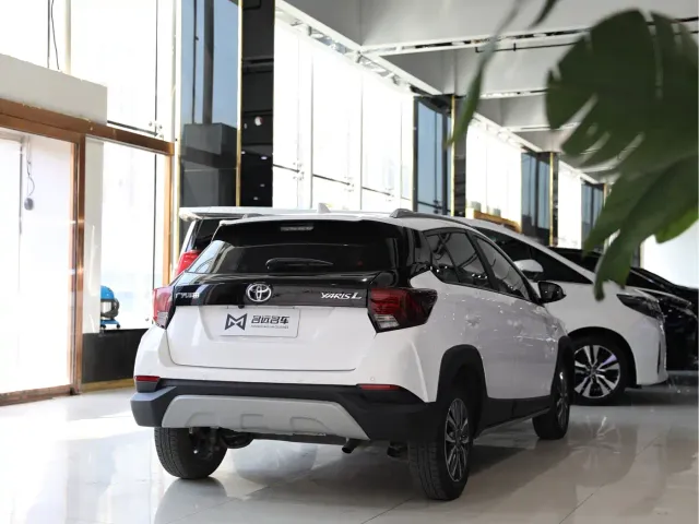 Toyota YARiS L Zhi Xuan — Фото автомобиля 15