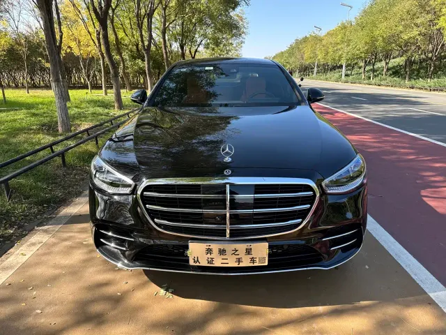 Mercedes-Benz S-Class — Фото автомобиля 3