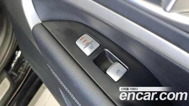 Genesis G70 New — Фото автомобиля 30