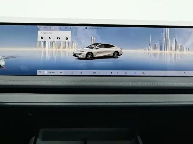 Geely Galaxy E8 — Фото автомобиля 12