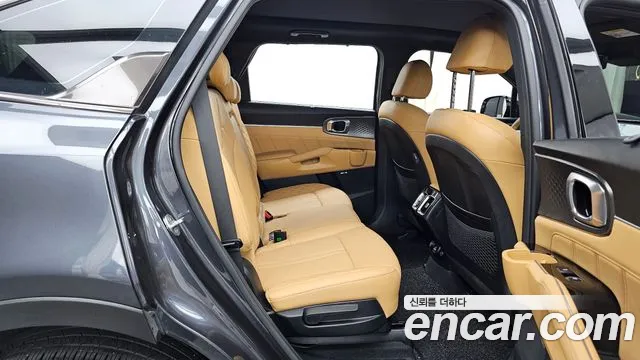 Kia Sorento Sorento 4-е поколение Бензин 2.5T 4WD — Фото автомобиля 12