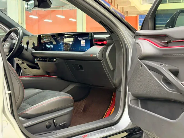 Ford Mondeo — Фото автомобиля 7