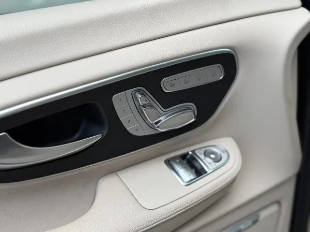 Mercedes-Benz V-Class — Фото автомобиля 9