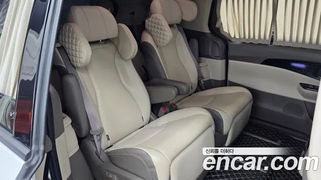 Kia Canival Carnival 4 поколение Бензин 7 мест Hi-Limousine — Фото автомобиля 4