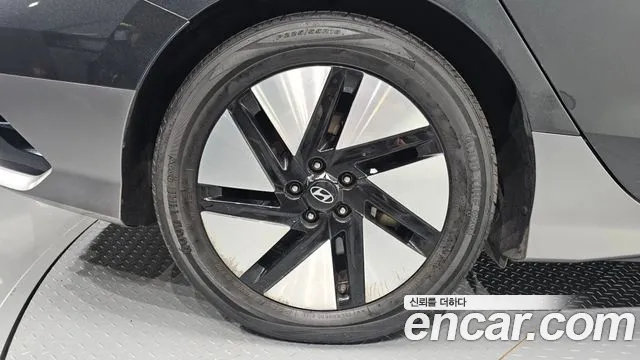 Hyundai Ioniq6 — Фото автомобиля 4
