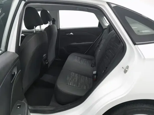 Chevrolet Monza — Фото автомобиля 15