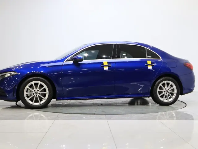 Mercedes-Benz A-Class — Фото автомобиля 2