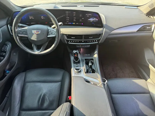 Cadillac CT5 — Фото автомобиля 5