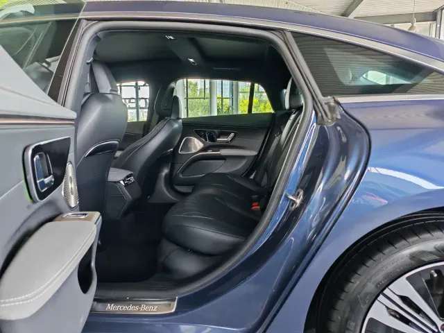 Mercedes-Benz EQS — Фото автомобиля 11