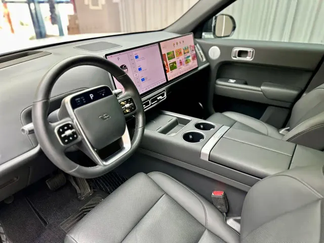 Li Auto L7 — Фото автомобиля 4