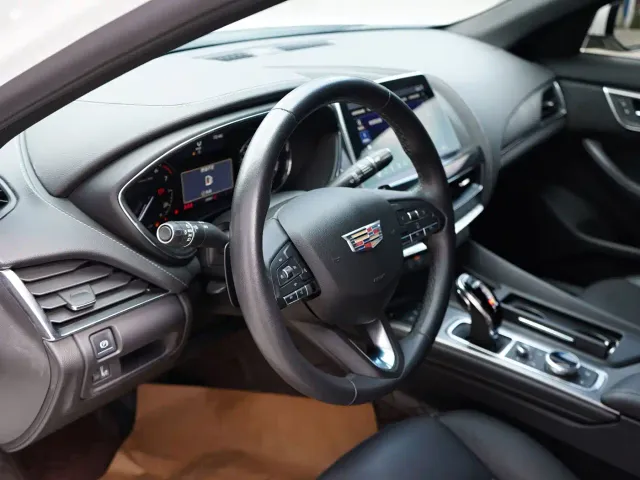 Cadillac CT5 — Фото автомобиля 18