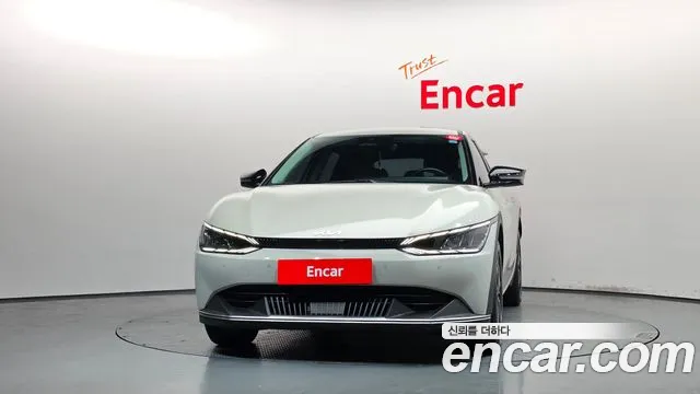 Kia EV6 — Фото автомобиля 3