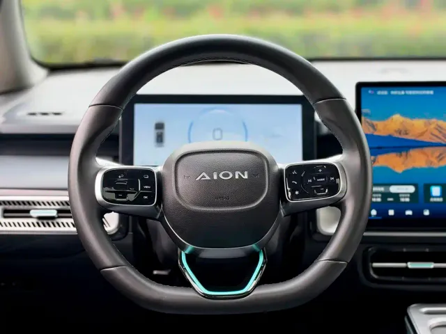 GAC Aion Y — Фото автомобиля 13
