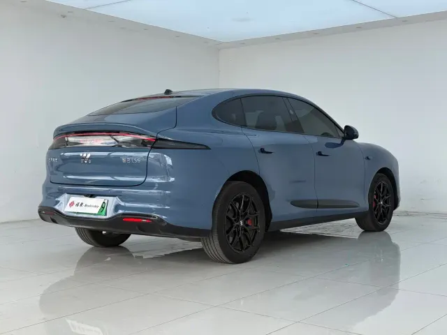 IM Motors LS6 — Фото автомобиля 21