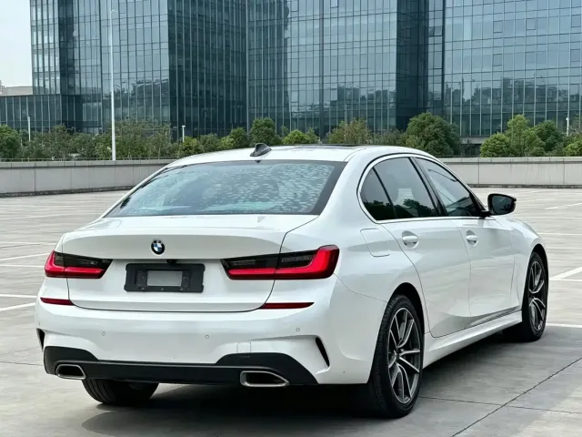 BMW BMW 3 Series 2022 320Li M Sport Package — Фото автомобиля 12