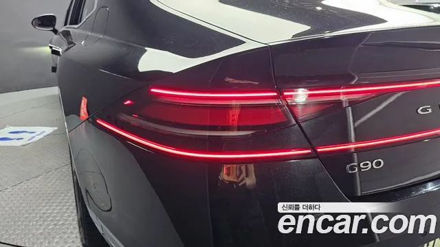 Genesis G90 Бензин 3.5 турбо AWD — Фото автомобиля 23