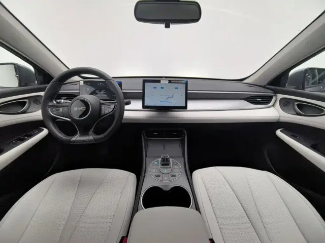 BYD Seal 05 DM-i — Фото автомобиля 5