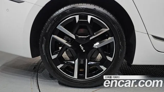 Kia K8 The New K8 2.5 Бензин 2WD — Фото автомобиля 5