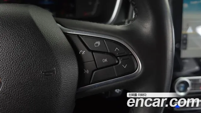 Renault Korea SM6 New — Фото автомобиля 24