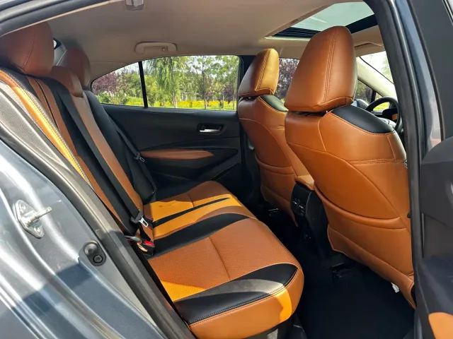 Toyota Corolla — Фото автомобиля 11