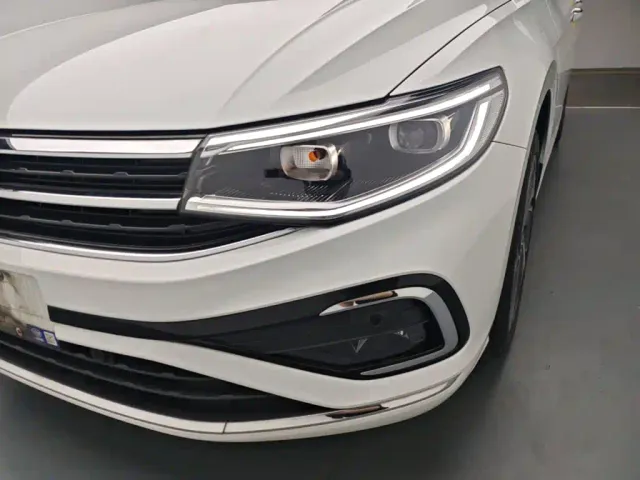 Volkswagen Bora — Фото автомобиля 23