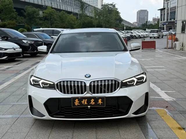 BMW 3 Series — Фото автомобиля 2